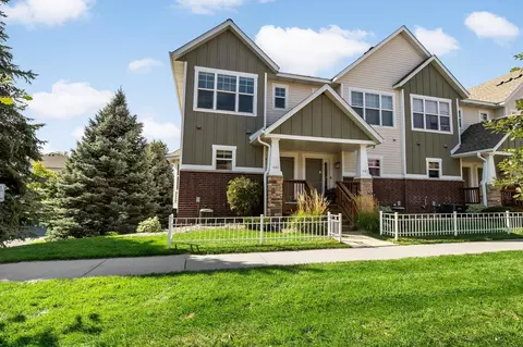 1081 Barclay St, Saint Paul, MN 55106