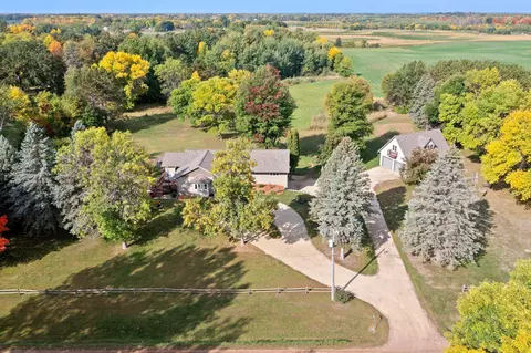 1009 Quail St, Braham, MN 55006