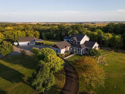23535 Leeann Dr, Hampton, MN 55031 photo 4