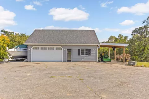 23535 Leeann Dr, Hampton, MN 55031 photo 14