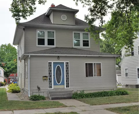 310 S 6th St, Montevideo, MN 56265