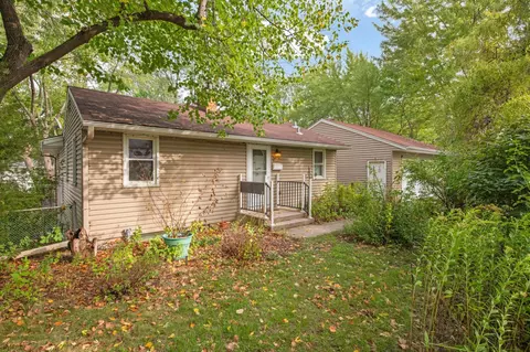 8925 Fremont Ave S, Bloomington, MN 55420