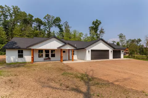11290 Kennedy Rd, Brainerd, MN 56401