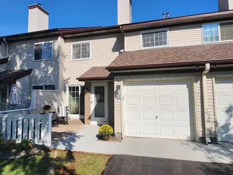 789 Crystal Ave, Shoreview, MN 55126