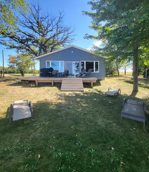 19768 Dodd Rd, Kilkenny, MN 56052