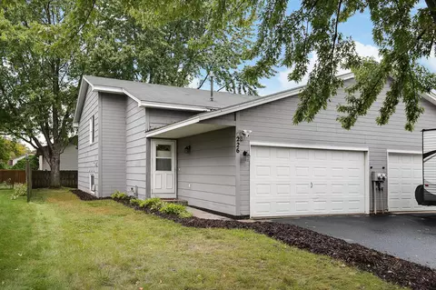 226 Tiffany Dr, Hastings, MN 55033