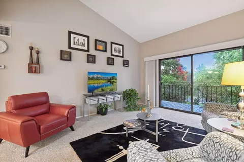 4120 Parklawn Ave #319, Edina, MN 55435