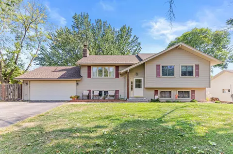 10601 Yukon Rd S, Bloomington, MN 55438