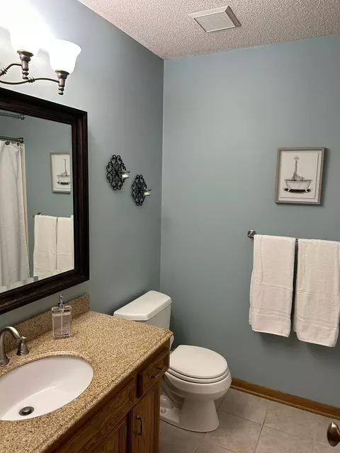 1409 Horseshoe Cir, Eagan, MN 55122 photo 16
