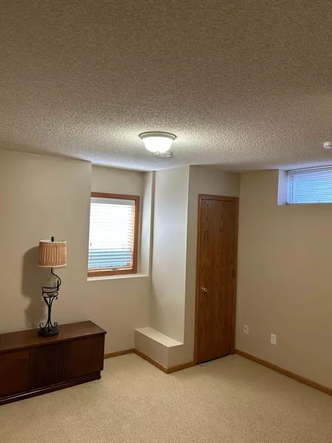 1409 Horseshoe Cir, Eagan, MN 55122 photo 12