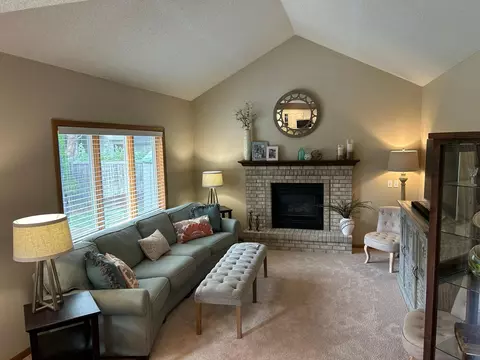 1409 Horseshoe Cir, Eagan, MN 55122 photo 22