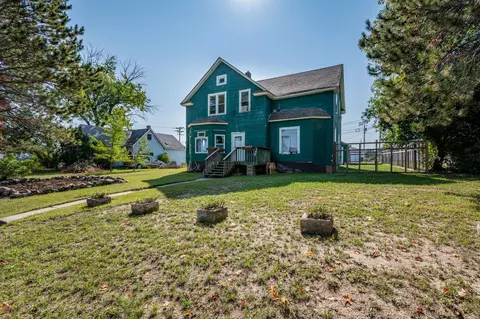 104 Mitchell St, Coleraine, MN 55722