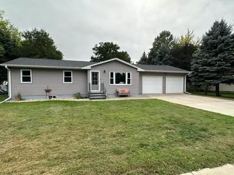 109 Evergreen Ln, Ortonville, MN 56278