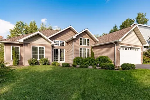 211 S 2nd Ave, Proctor, MN 55810