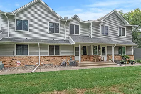7181 E Fish Lake Rd, Maple Grove, MN 55311