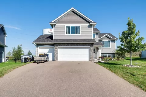 16114 Estate Ln, Lakeville, MN 55044