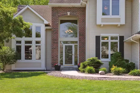 1508 Pinetree Trl, Eagan, MN 55122 photo 3