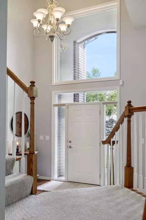 1508 Pinetree Trl, Eagan, MN 55122 photo 8