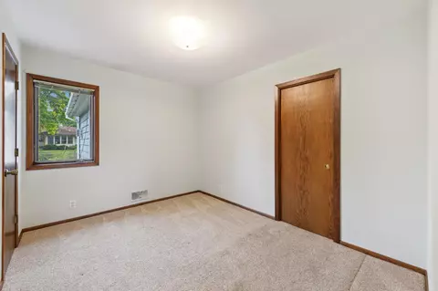 1487 Cope Ave E, Maplewood, MN 55109 photo 12