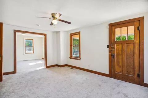 418 Willow St, Faribault, MN 55021 photo 2