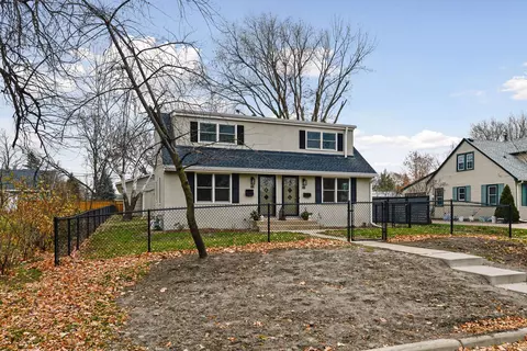 45 20th Ave N, Hopkins, MN 55343