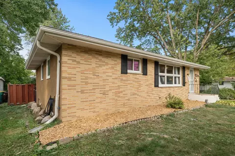 5702 34th Ave N, Crystal, MN 55422