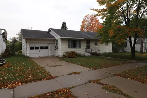 109 4th St N, Long Prairie, MN 56347