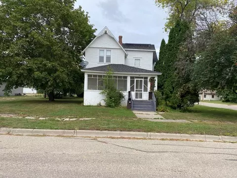 902 3rd Ave N, Wheaton, MN 56296