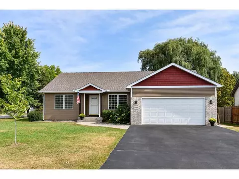 25951 12th St W, Zimmerman, MN 55398
