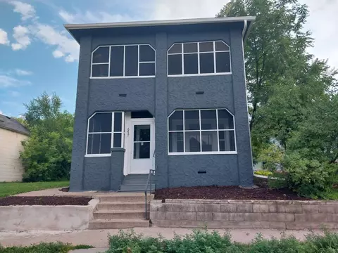 646 Charles Ave, Saint Paul, MN 55104