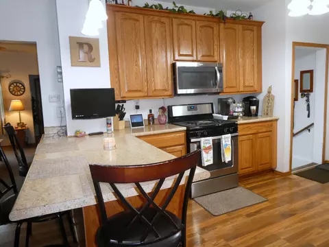 1720 Langley St, Windom, MN 56101 photo 8