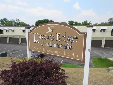 230 5th Ave N #B3, Saint Cloud, MN 56303