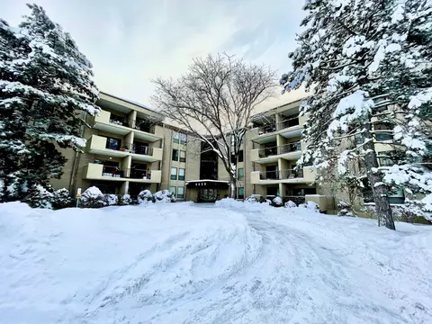 6650 Vernon Ave S #119, Edina, MN 55436