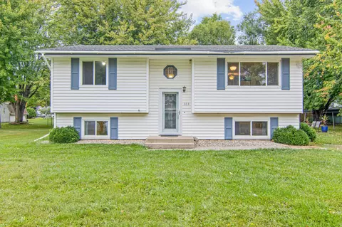 603 Vireo Ln, Maple Lake, MN 55358