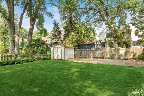 4825 Maple Rd, Edina, MN 55424 photo 3
