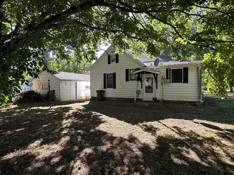 122 N Bruce St, Ivanhoe, MN 56142 photo 2