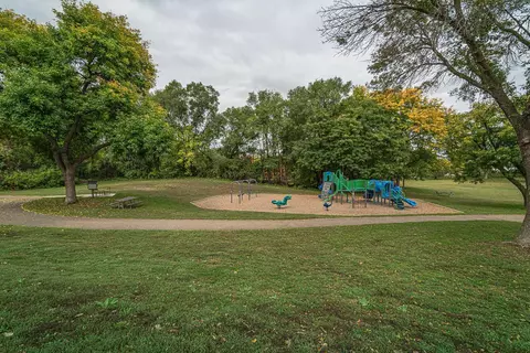 1448 Highview Ave, Eagan, MN 55121 photo 96
