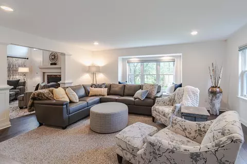 1448 Highview Ave, Eagan, MN 55121 photo 11