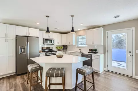 2159 Bay Dr, Lino Lakes, MN 55038