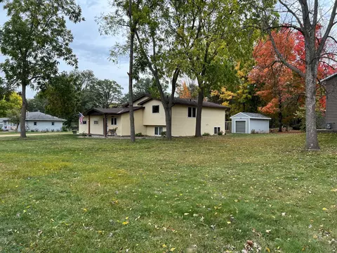 4383 Hickory St, Red Wing, MN 55066