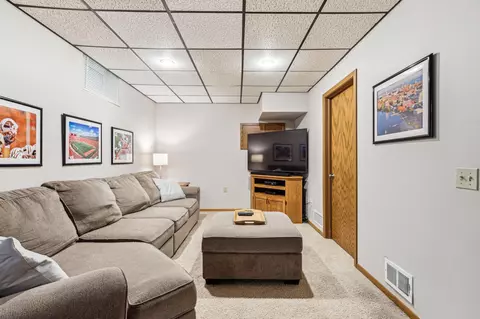 4377 Nestling Cir, Eagan, MN 55122 photo 24