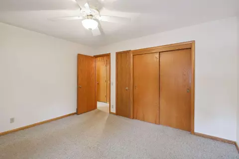 1526 Lone Oak Rd, Eagan, MN 55121 photo 15