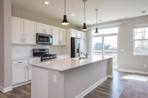 1608 144th St E, Rosemount, MN 55068 photo 4