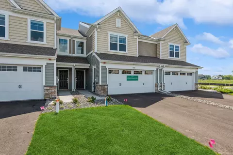 1608 144th St E, Rosemount, MN 55068