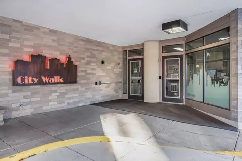 66 9th St E #2710, Saint Paul, MN 55101