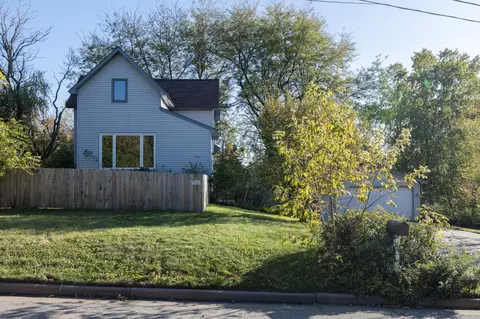 705 Old West Main St, Ellsworth, WI 54011
