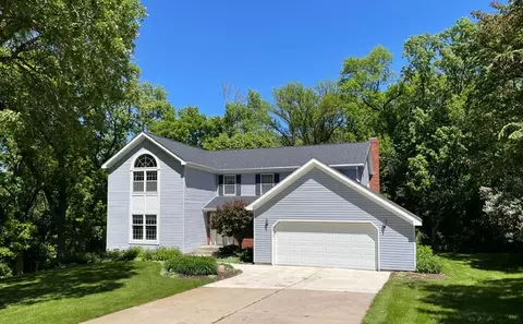 22166 River Oaks Dr, Fergus Falls, MN 56537