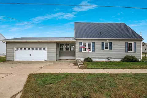 150 N State St, Mondovi, WI 54755