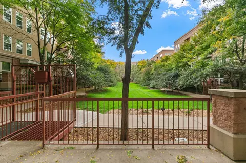645 N 1st St #117, Minneapolis, MN 55401