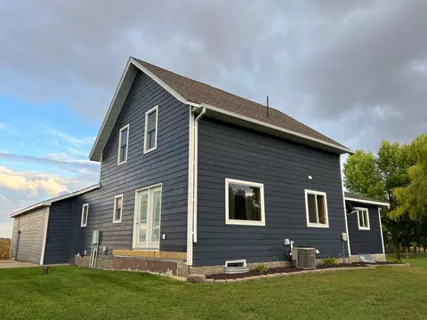 650 60th St SE, Benson, MN 56215 photo 5
